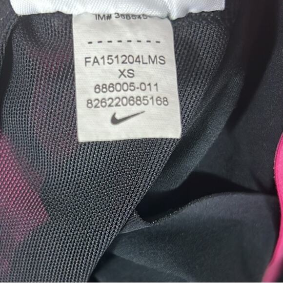 Nike Shorts Womens XS Black Pink Woven Perforated Athletic Running Athleisure - Picture 3 of 3